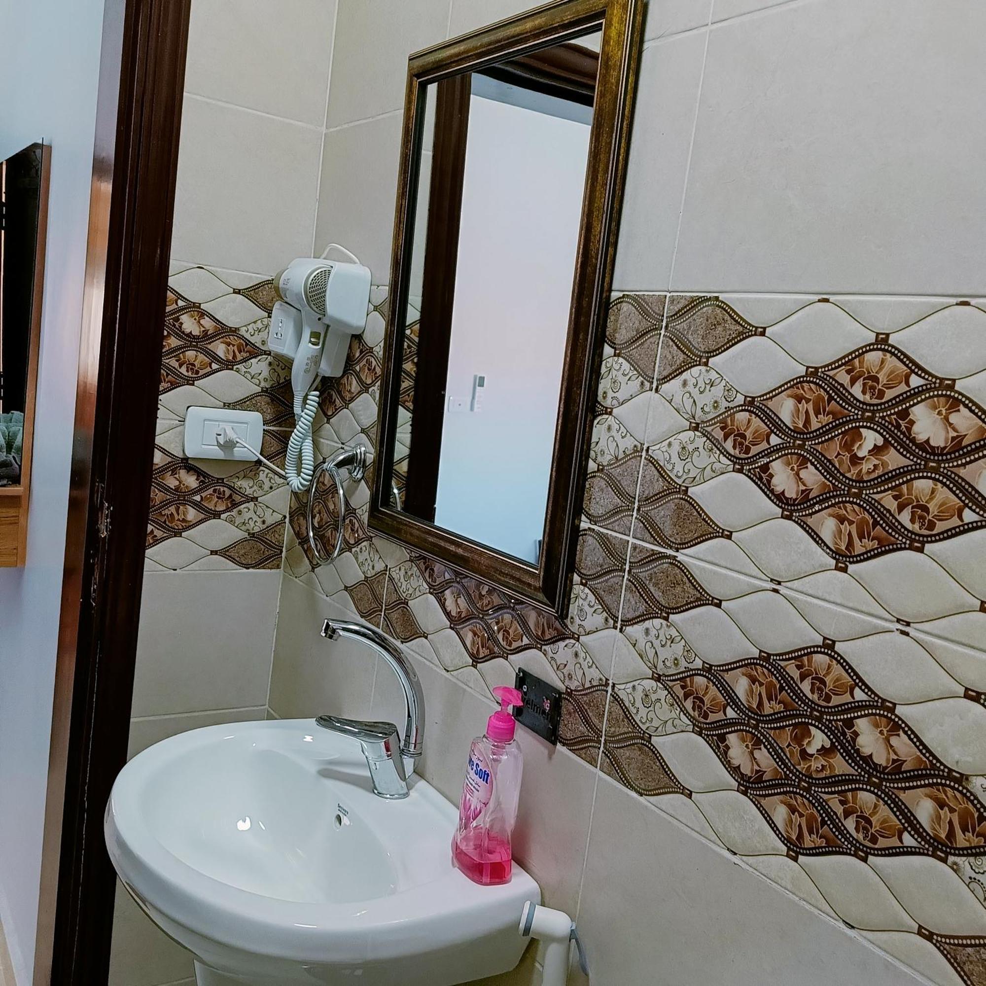 Leen Guest House Ουάντι Μούσα Εξωτερικό φωτογραφία